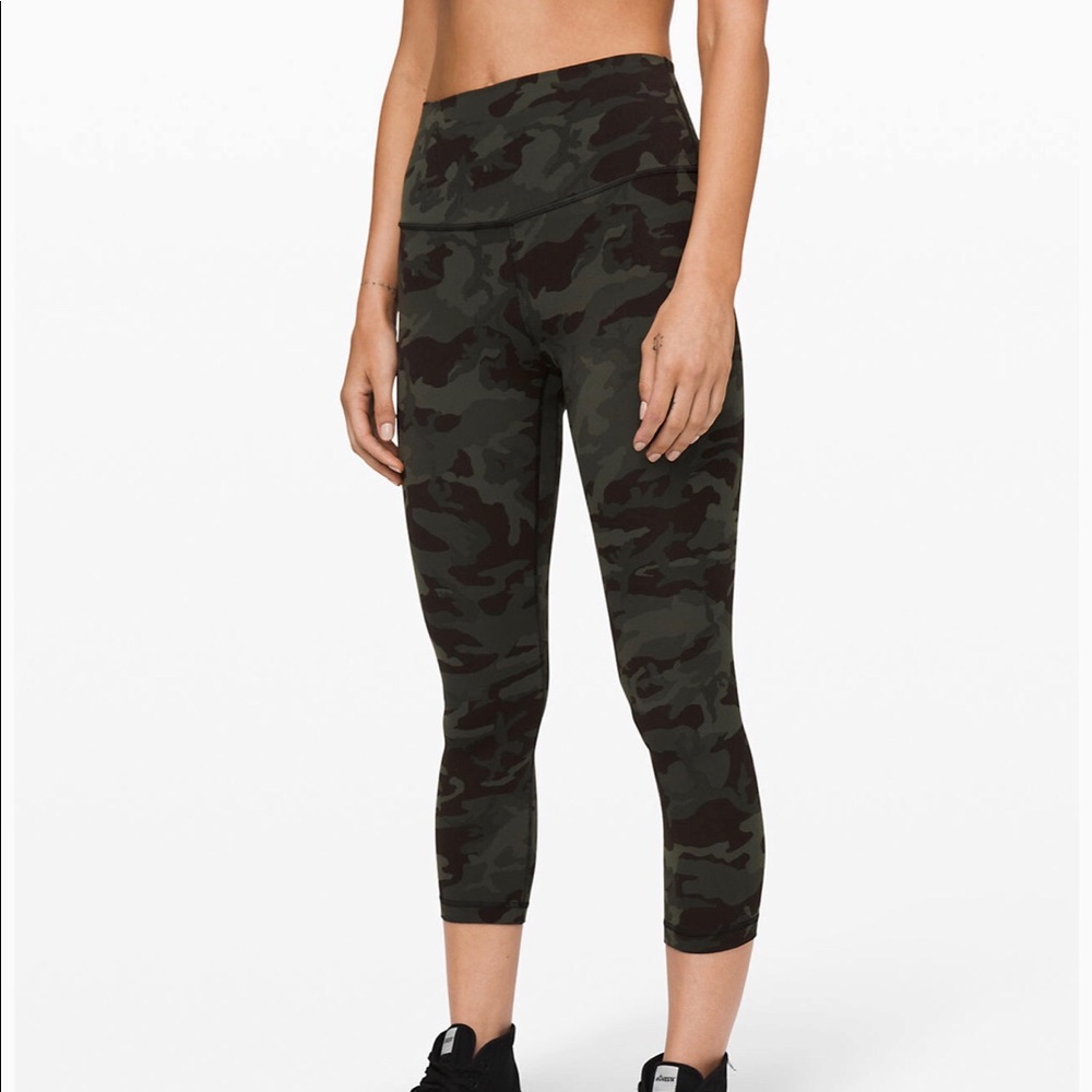 Lululemon Align Crops